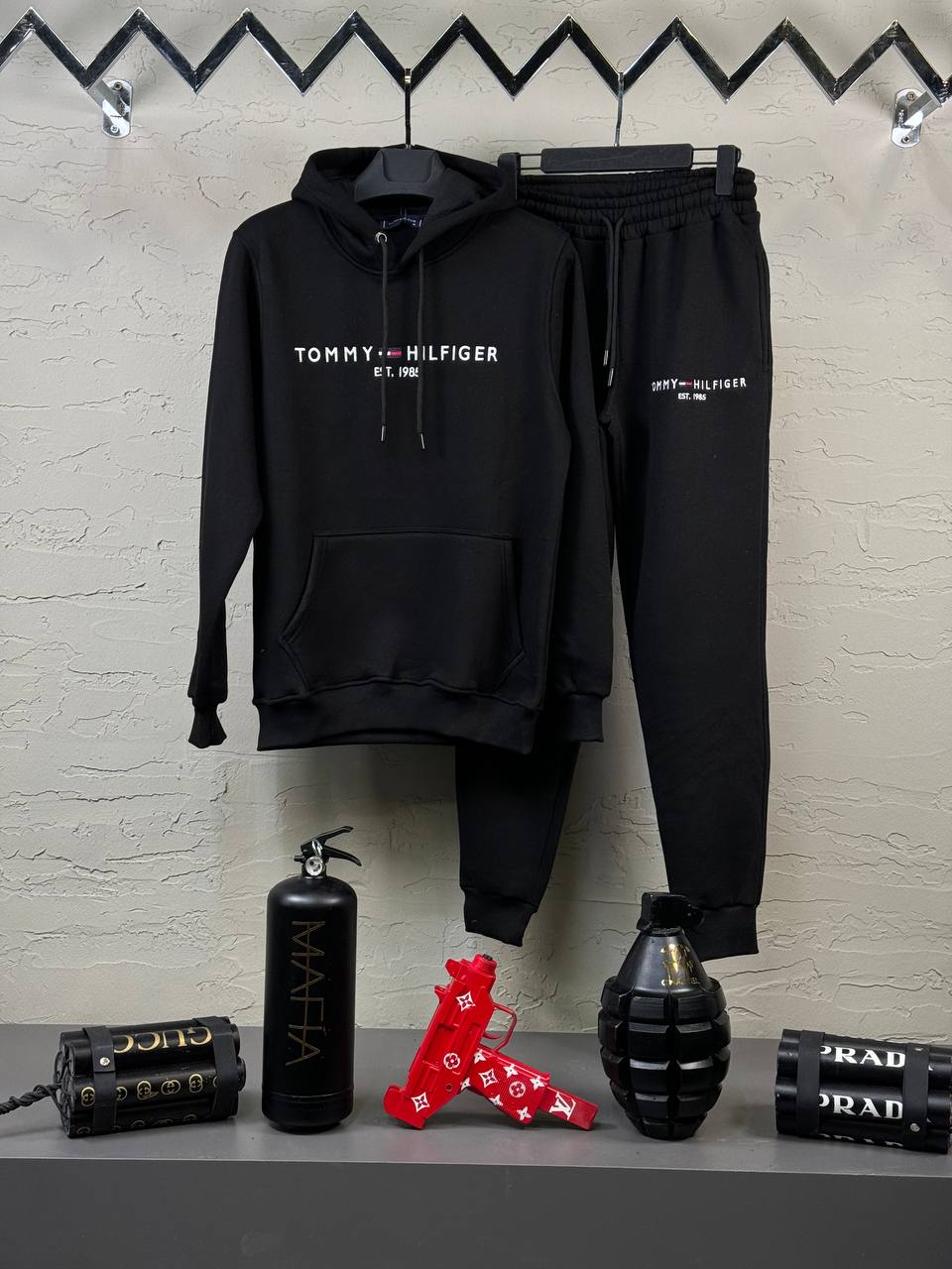 TOMMY ΣΕΤ - 017 ΣΕΤ ΦΟΡΜΕΣ