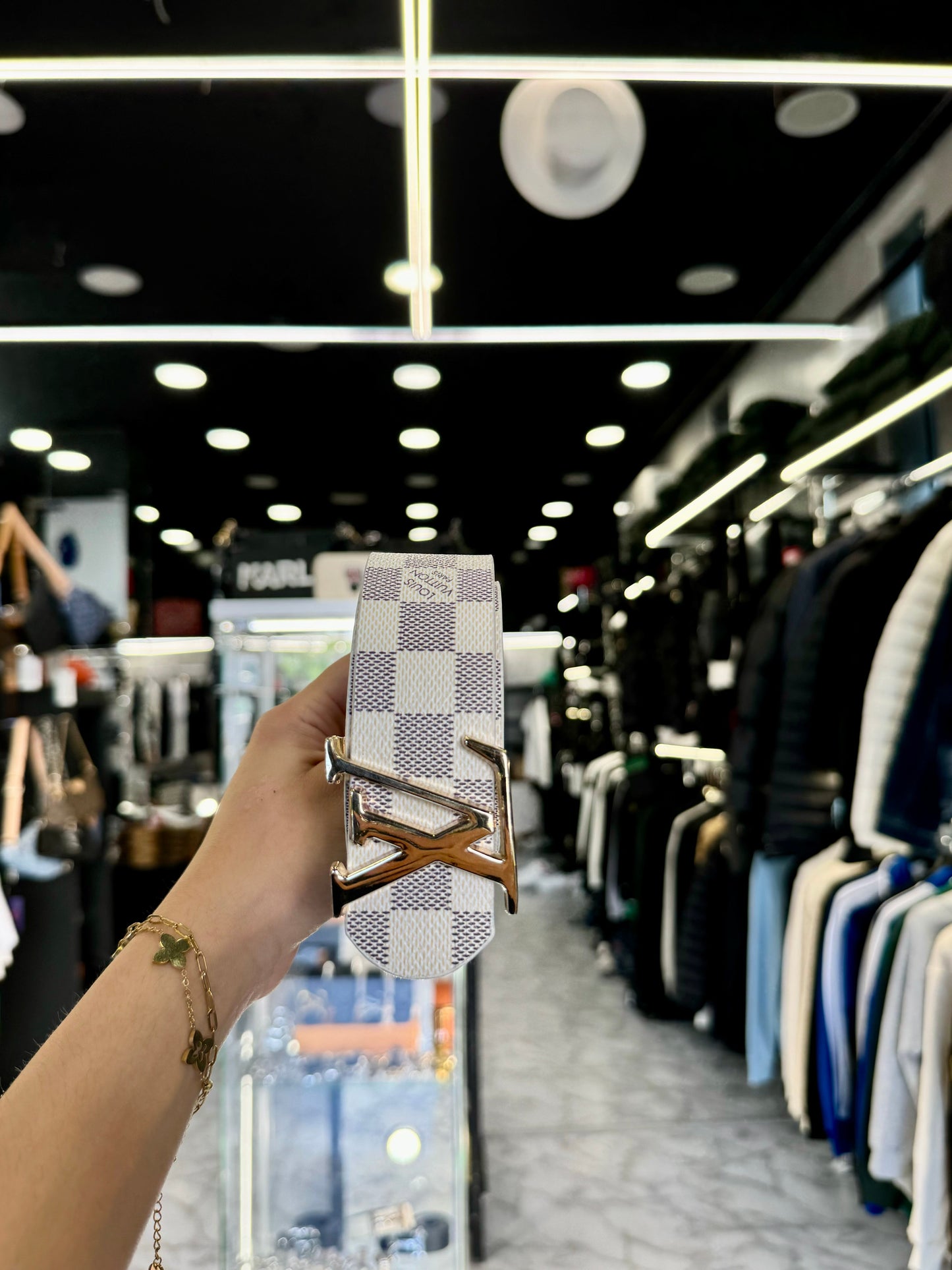 LV ΖΩΝΗ