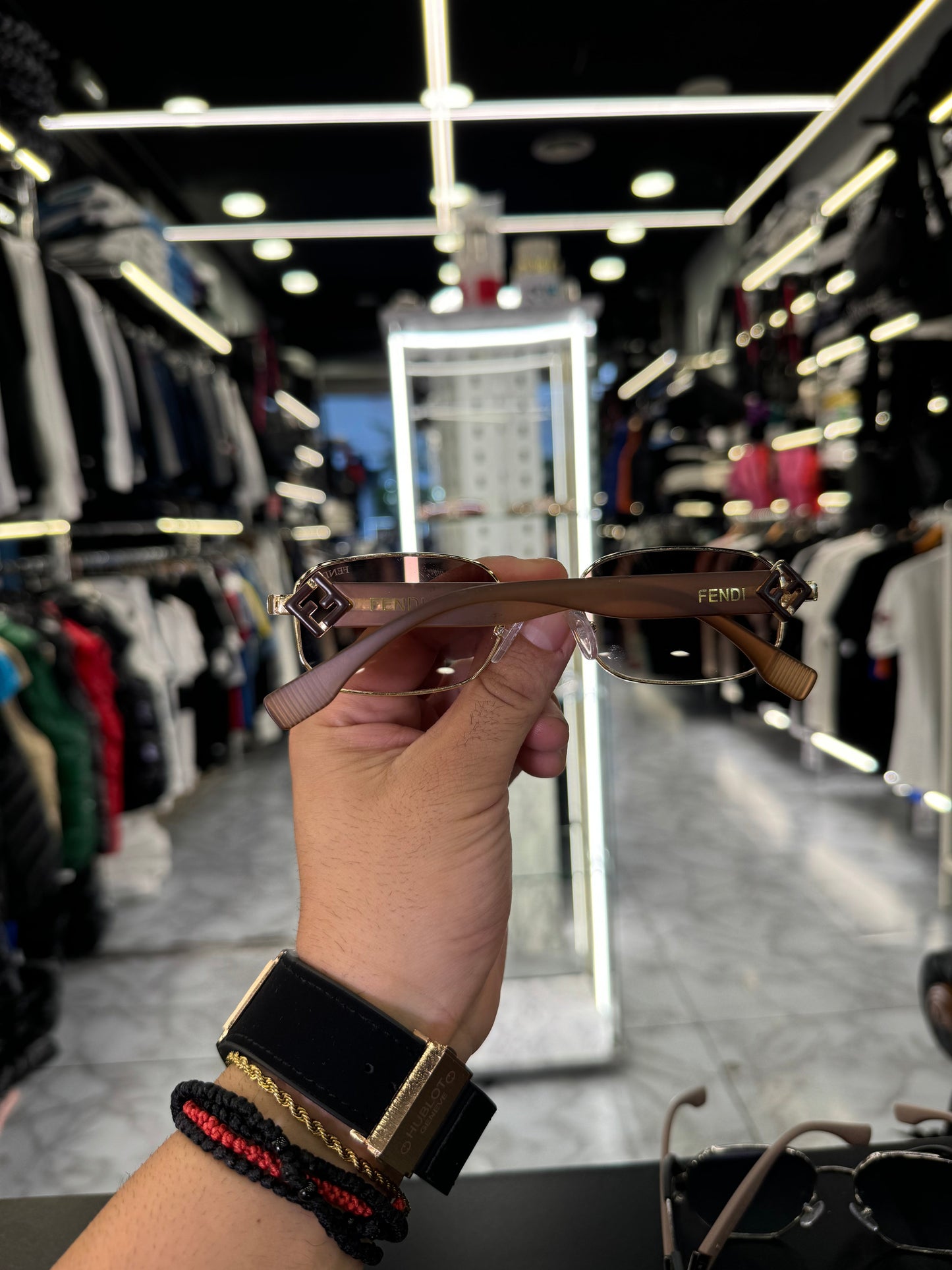 SUNGLASSES - FENDI
