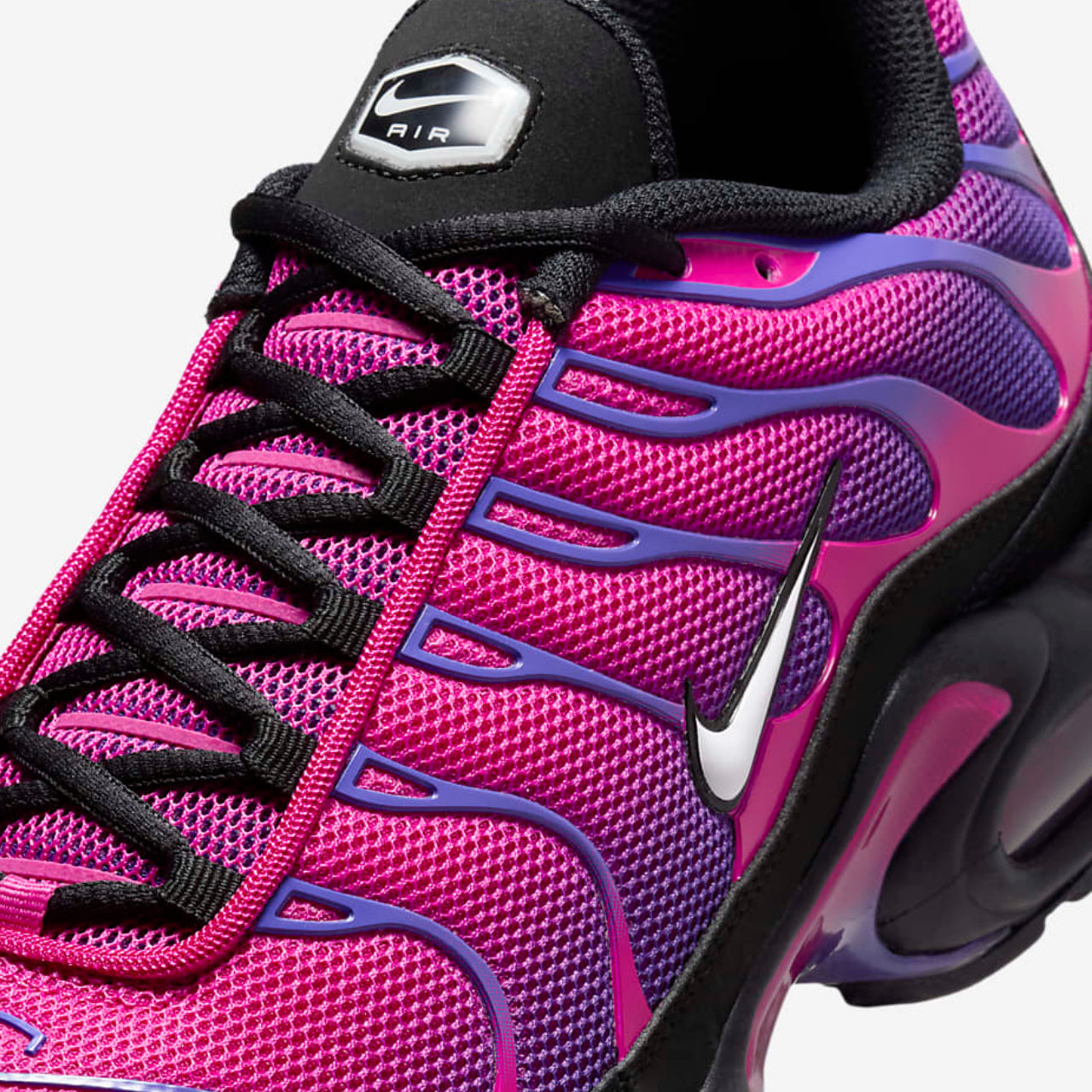 Air Max Plus Rebellious Air Fireberry