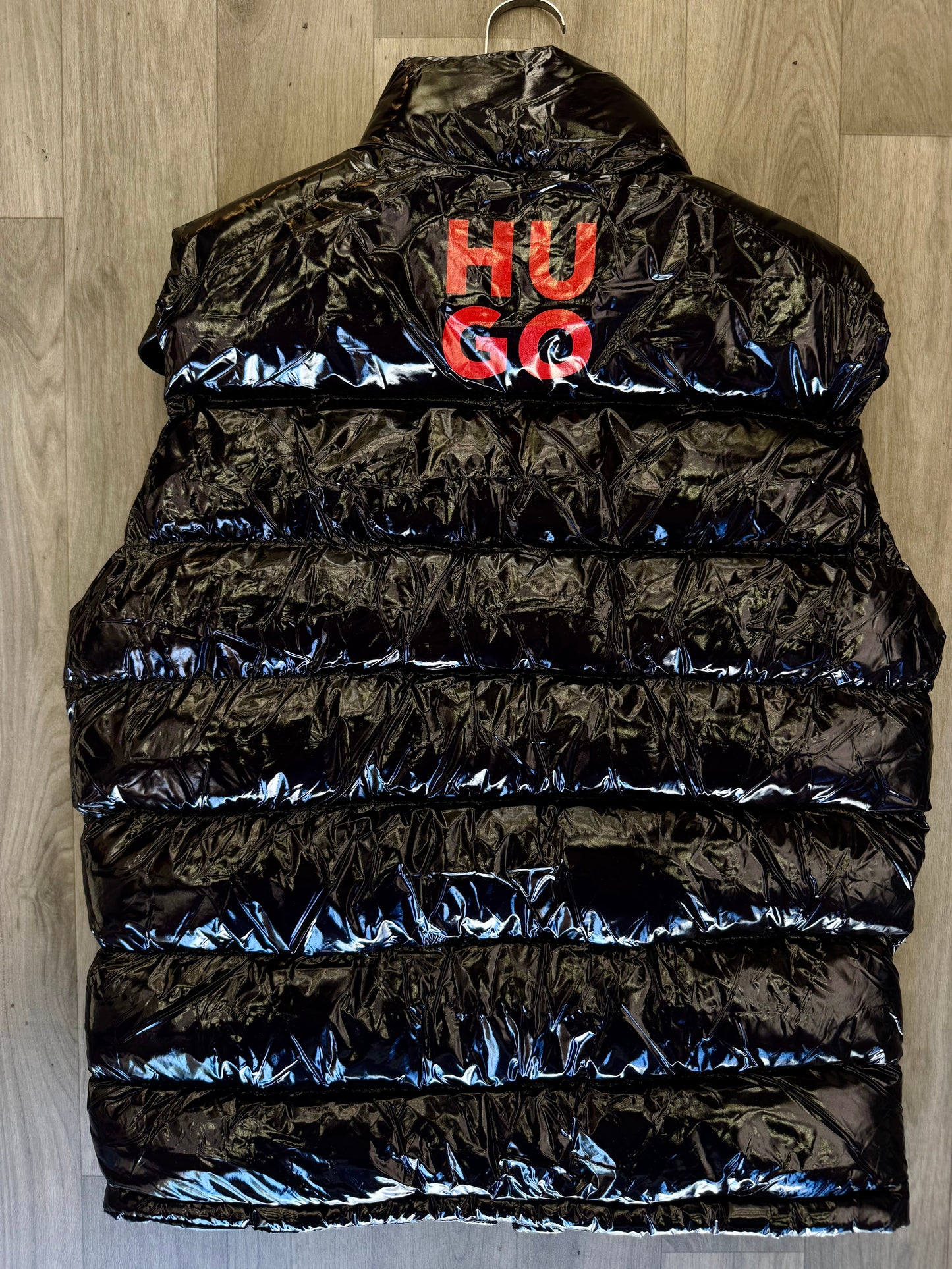 HUGO BLACK - ΑΜΑΝΙΚΟ ΜΠΟΥΦΑΝ