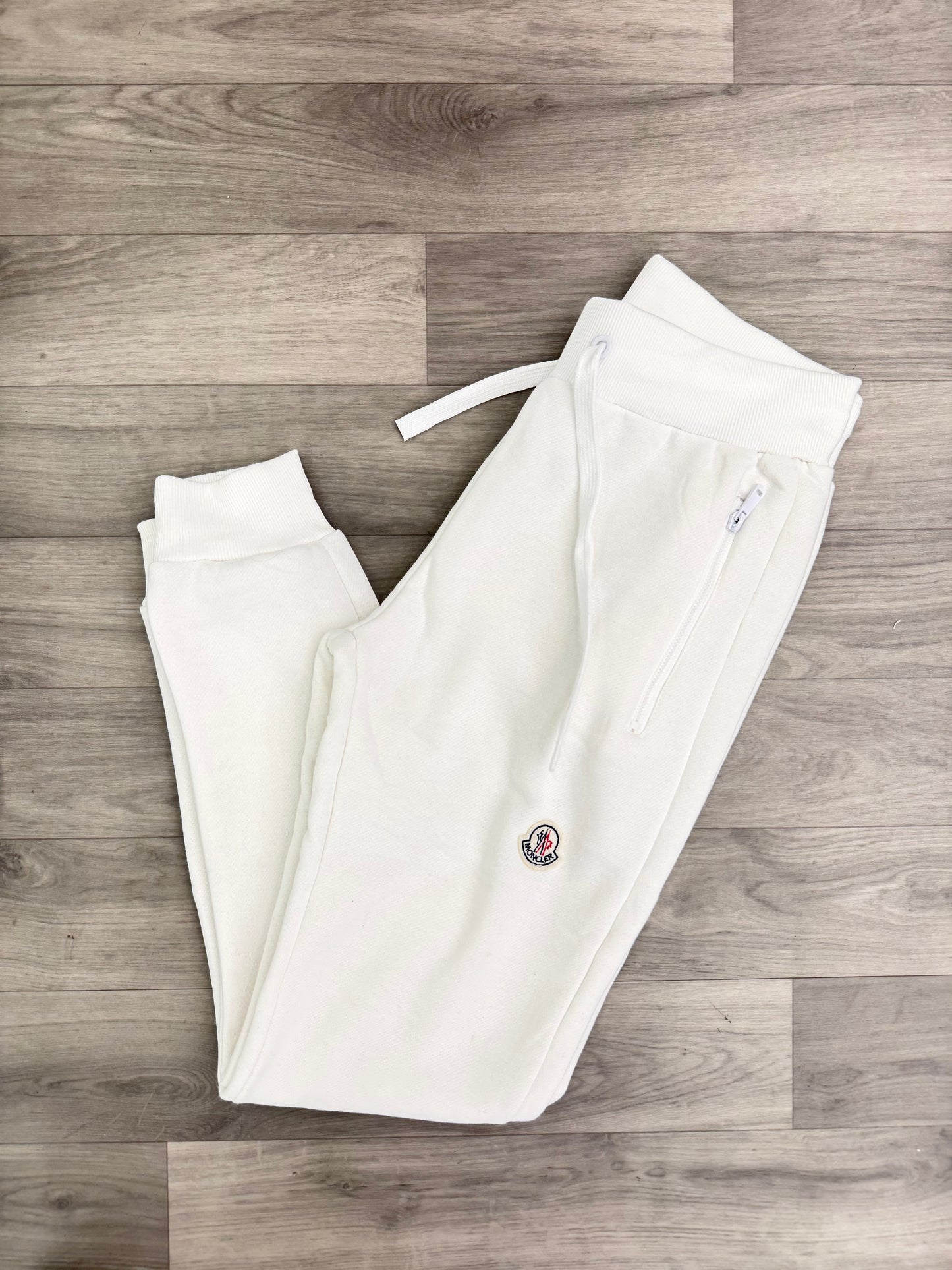 MONCLER V450 ΣΕΤ ΦΟΡΜΕΣ