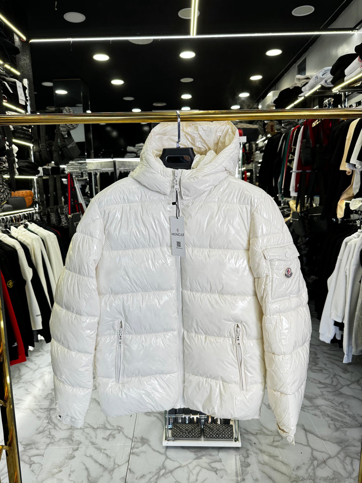 MONCLER - ΜΠΟΥΦΑΝ