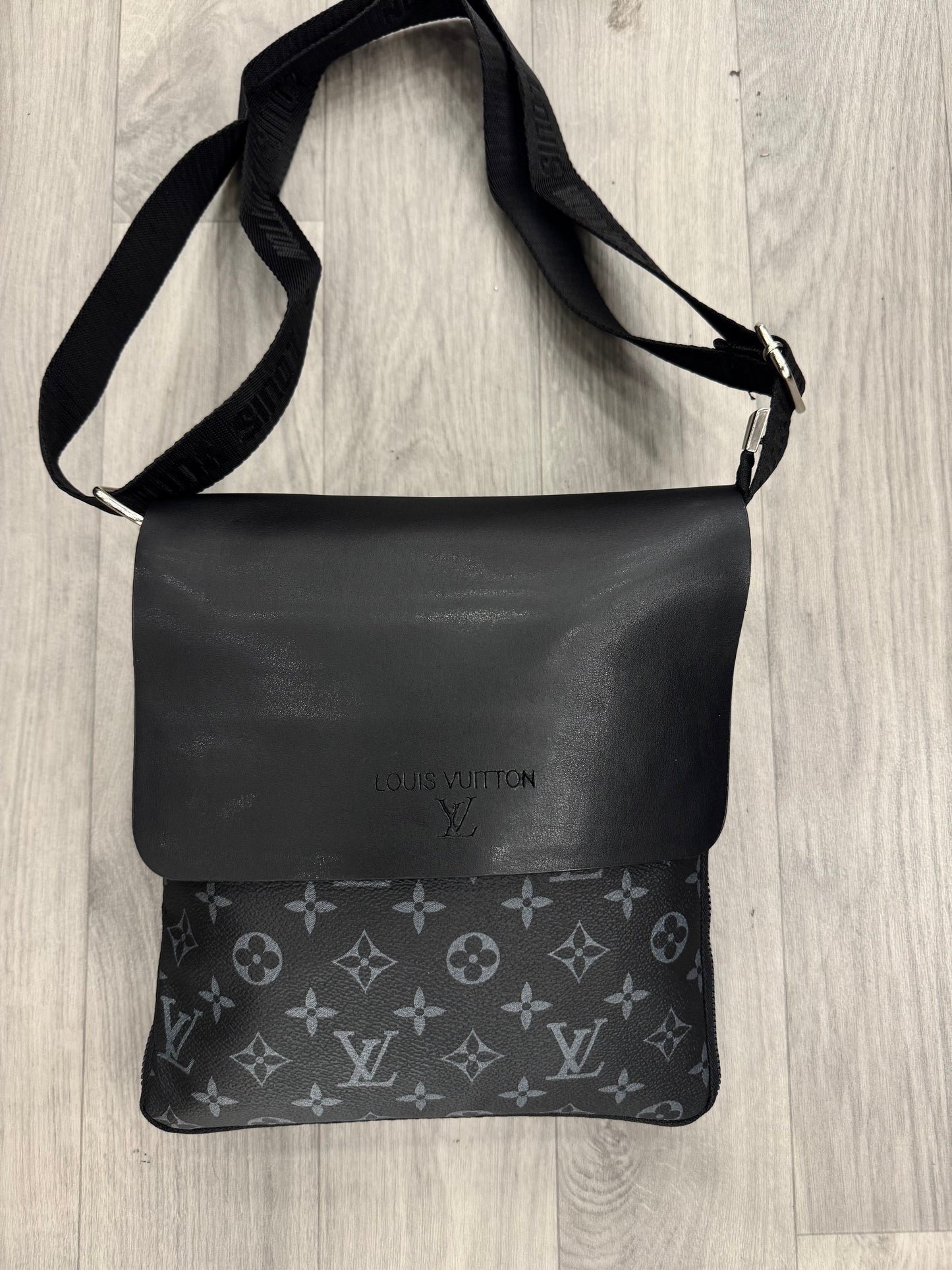 ΤΣΑΝΤΑΚΙ - LOUIS VUITTON