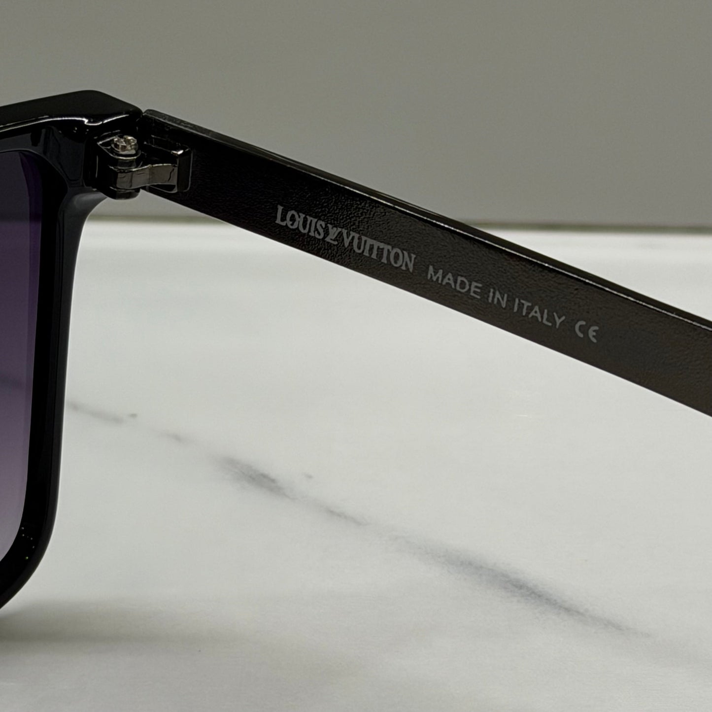 SUNGLASSES - LOUIS VUITTON