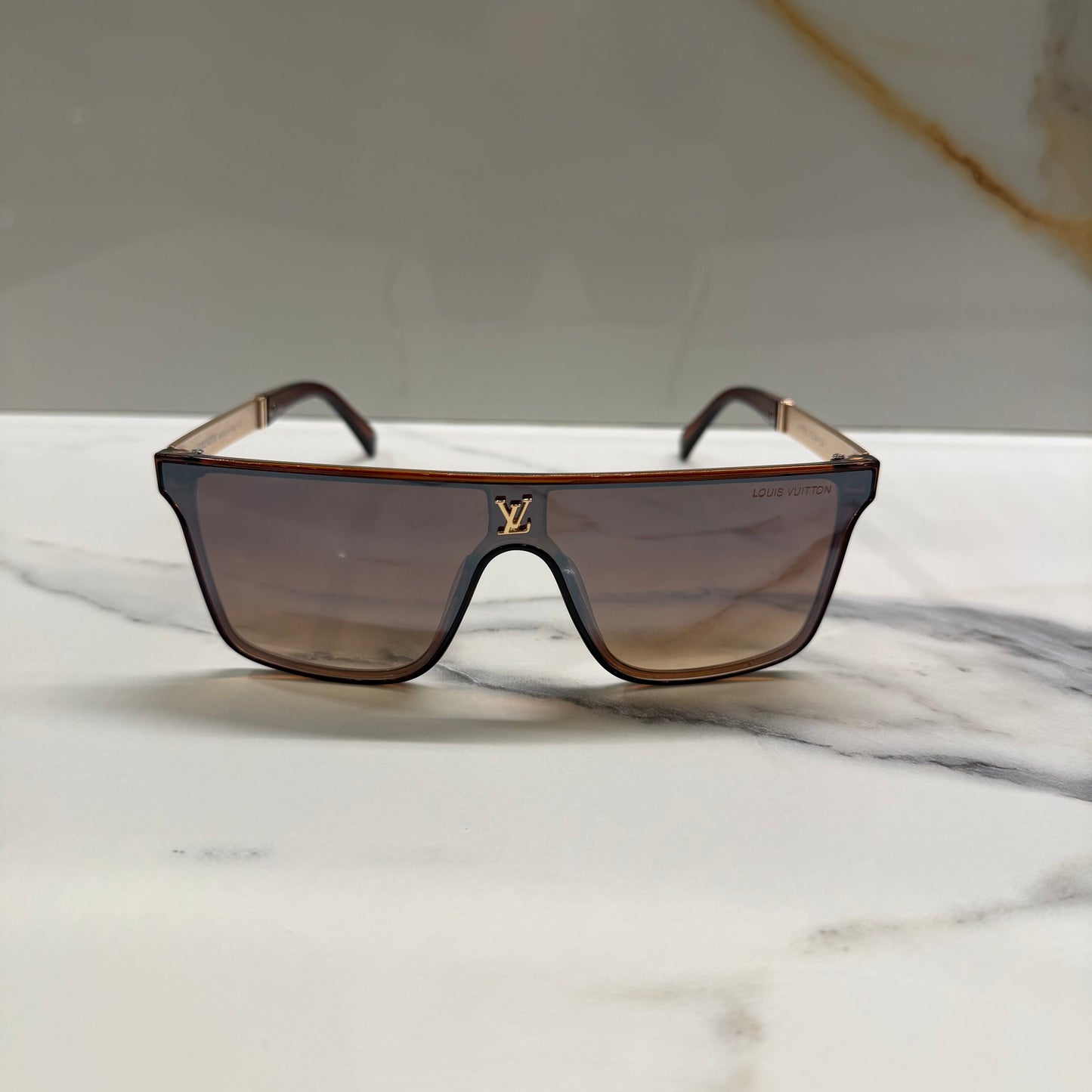 SUNGLASSES - LOUIS VUITTON