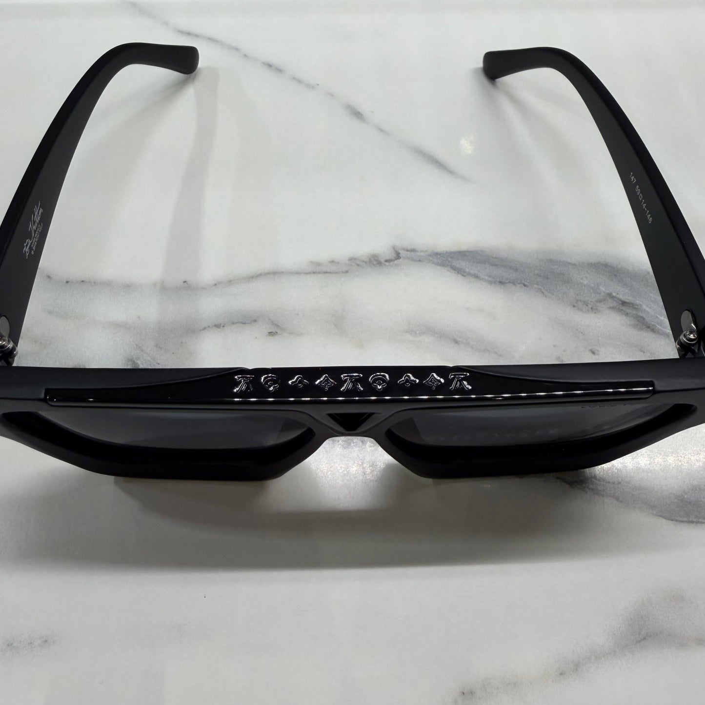 SUNGLASSES - LOUIS VUITTON