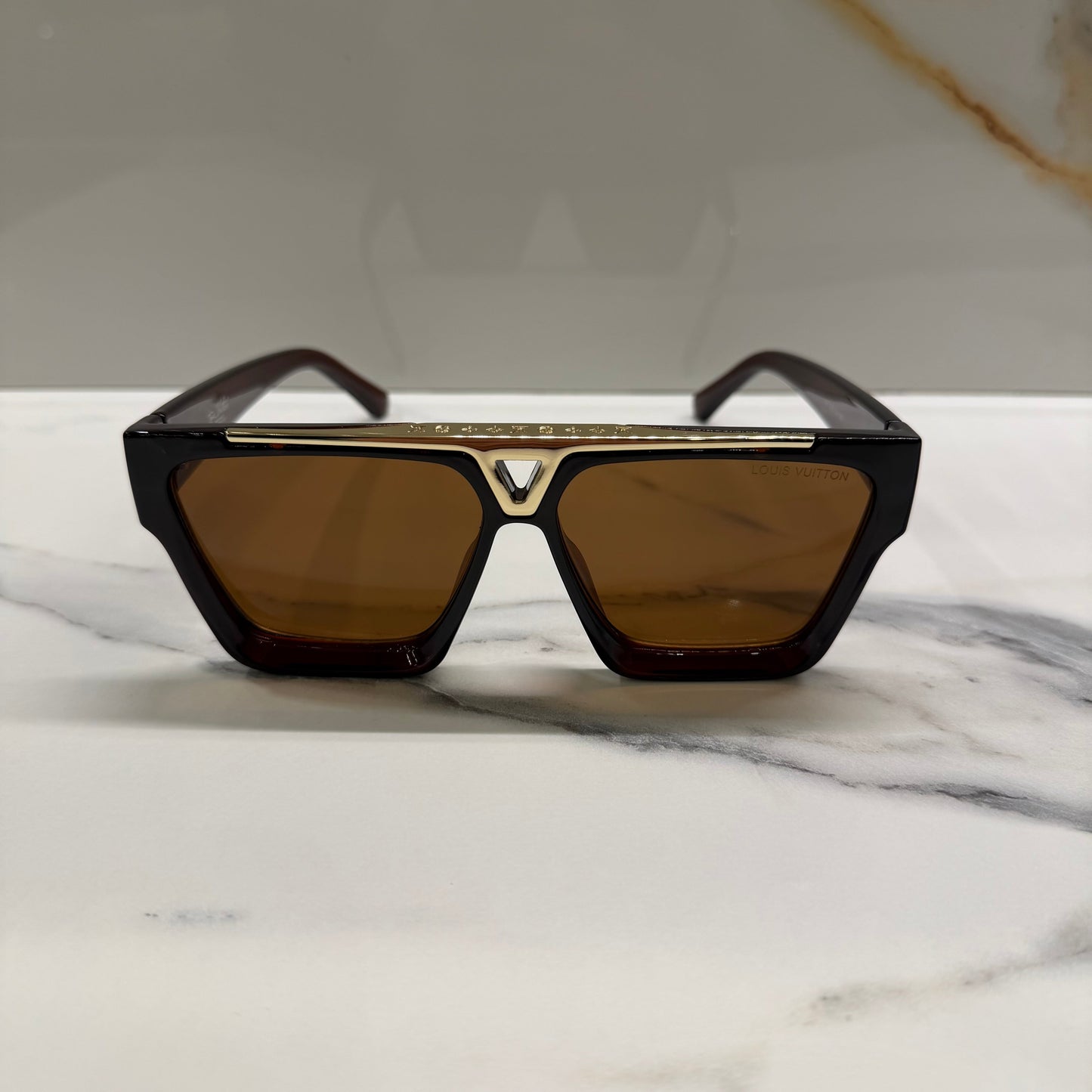 SUNGLASSES - LOUIS VUITTON
