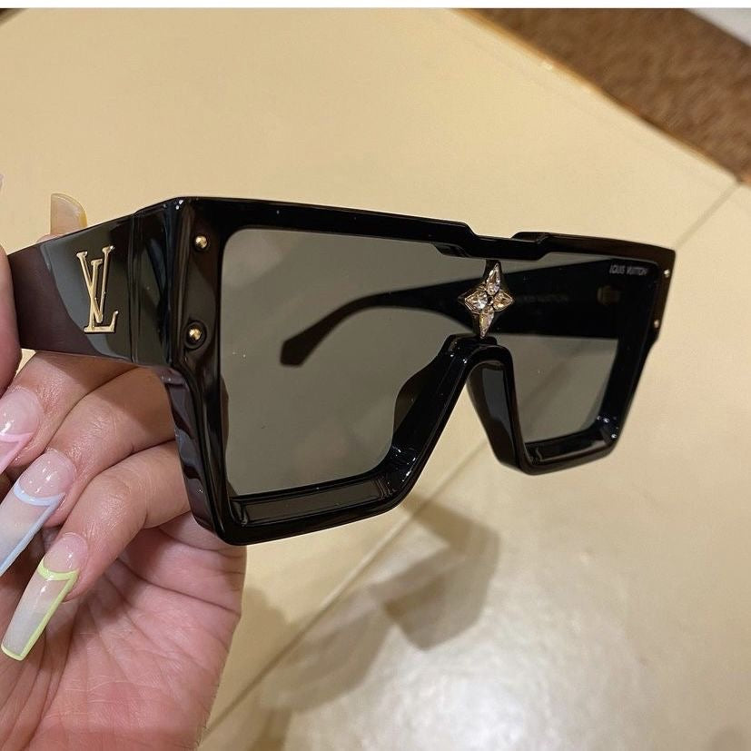 SUNGLASSES - LOUIS VUITTON G