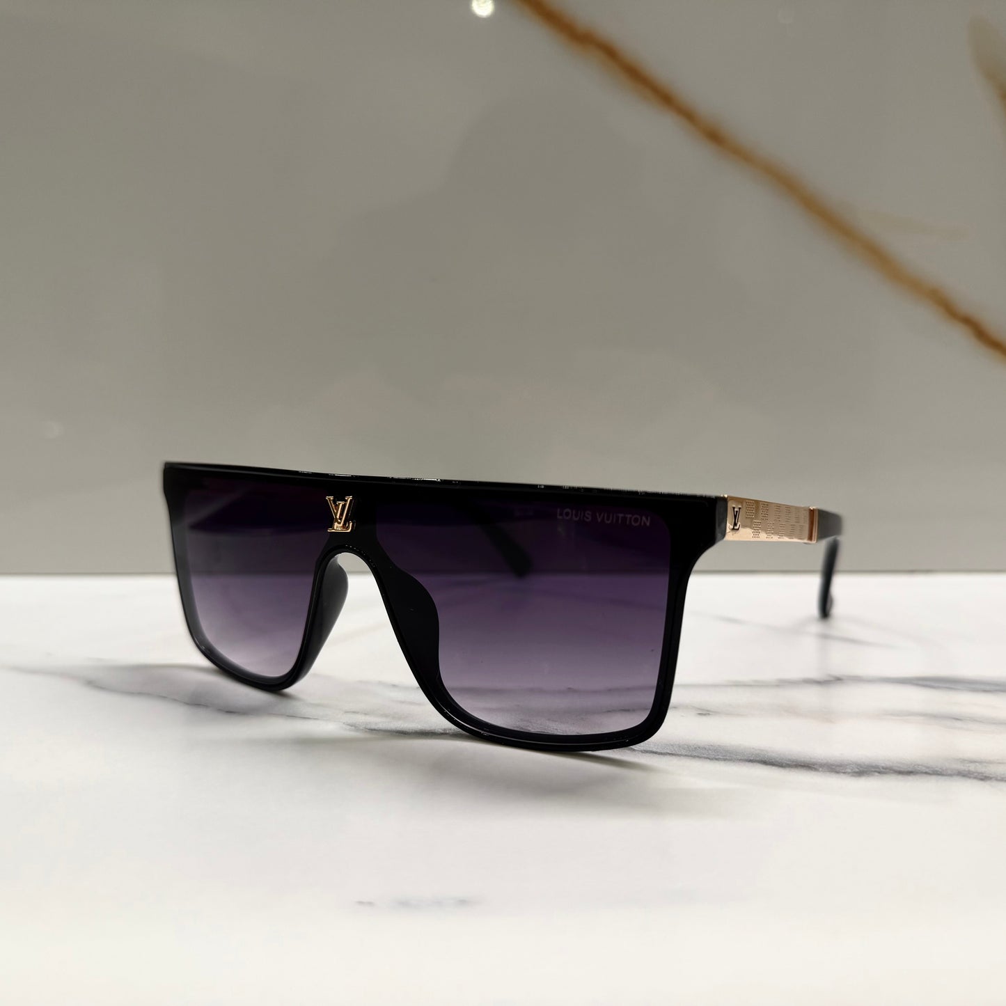 SUNGLASSES - LOUIS VUITTON