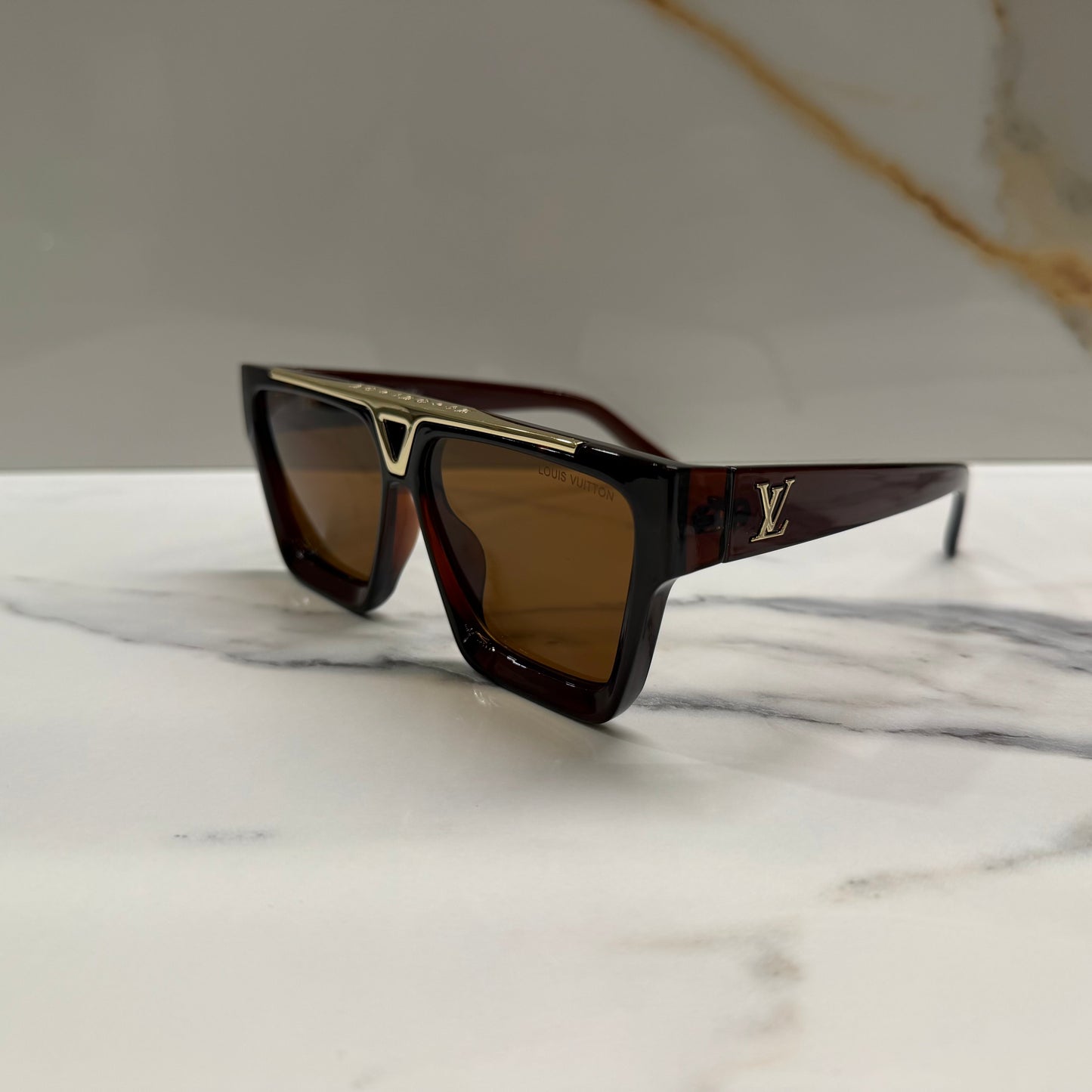 SUNGLASSES - LOUIS VUITTON