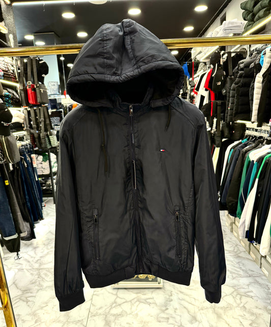 TOMMY HILFIGER - ΑΝΤΙΑΝΕΜΙΚΟ ΜΠΟΥΦΑΝ ΜΕ  ΕΣΩΤΕΡΙΚΗ   ΕΠΕΝΔΥΣΗ