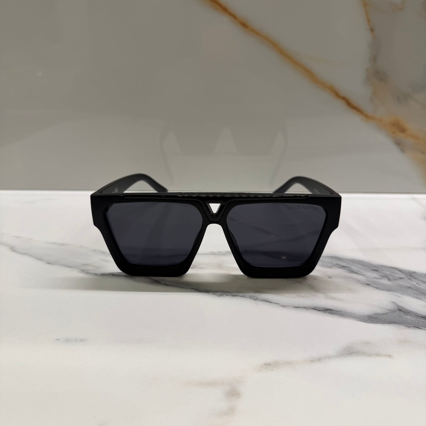 SUNGLASSES - LOUIS VUITTON