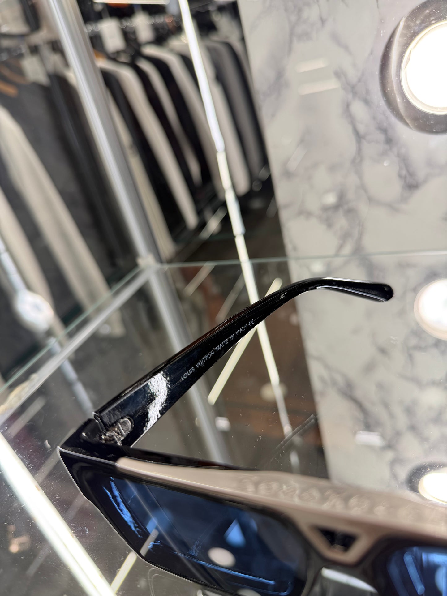 SUNGLASSES - LOUIS VUITTON