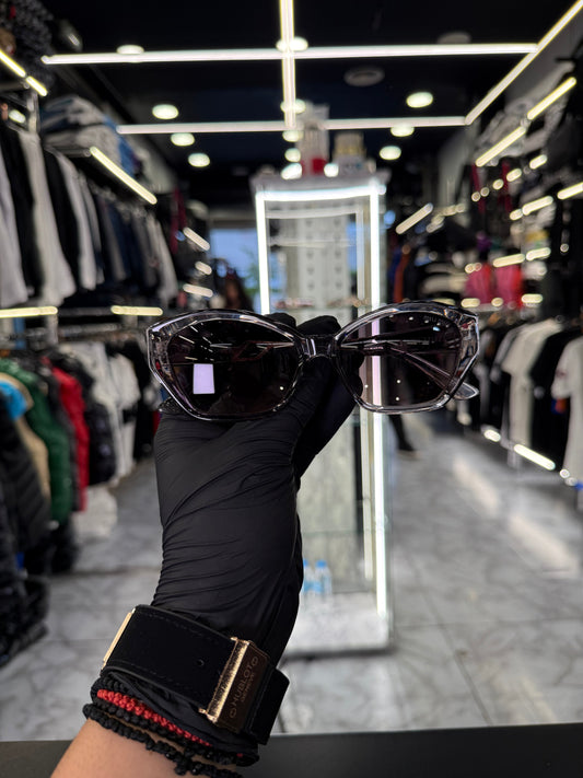 SUNGLASSES - MIU MIU